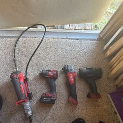 Milwaukee Power Tools