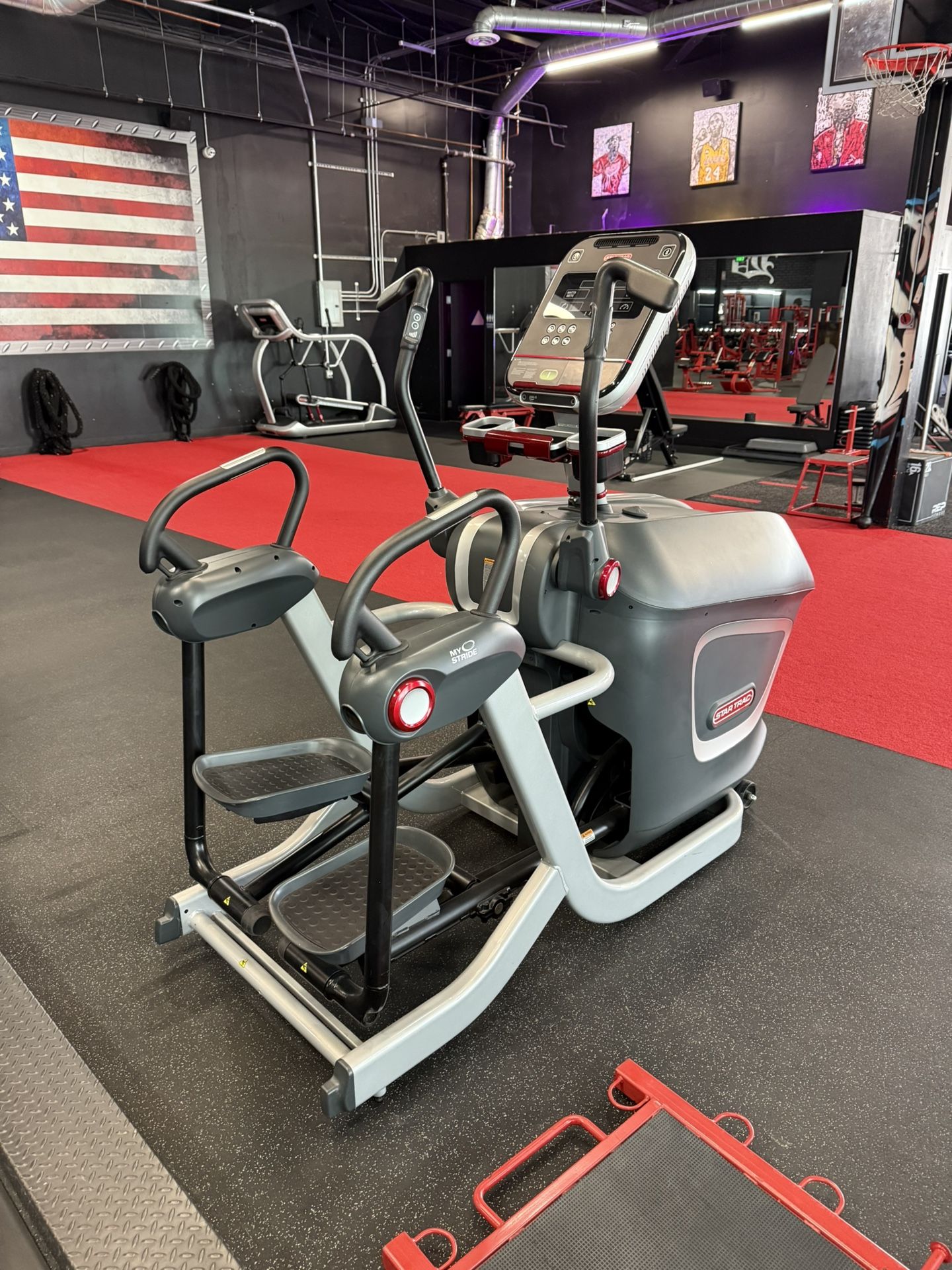 Star Trac Elliptical Cardio Equipment - 8VS versastrider