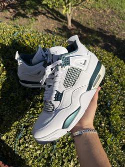 Jordan 4 Size 10.5