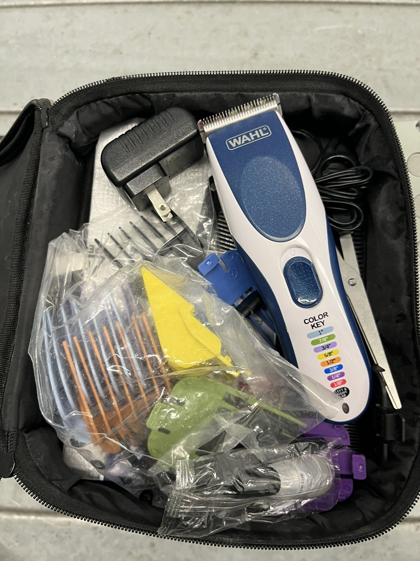 Wahl Color Pro Cordless Haircutting Kit