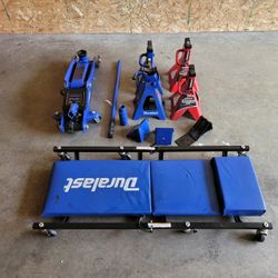 2.5T Hydraulic Jack, & 4x 2T Jack Stands With Dolly