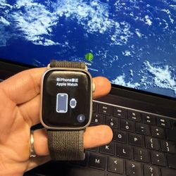 Apple Watch Series 7 – 45mm – Excellent Condition