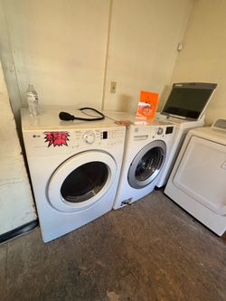 Washer and dryer sets