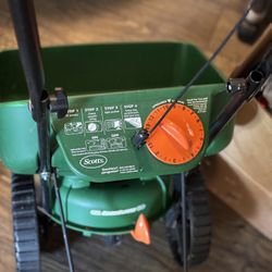Grass Seeder 