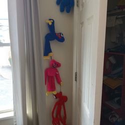 Cartoon Plushies 