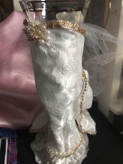 Decorative Toasting glasses.. $30 Or 2 For $50 very nice made to order glasses.