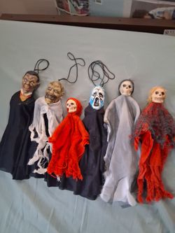 Halloween Hanging Skulls and Ghouls Props