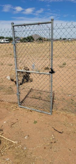 Fence door
