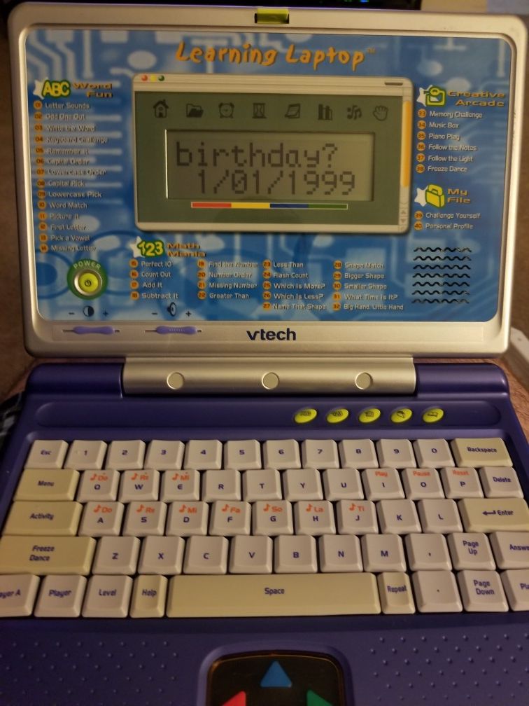 Vtech/ LEARNING LAPTOP