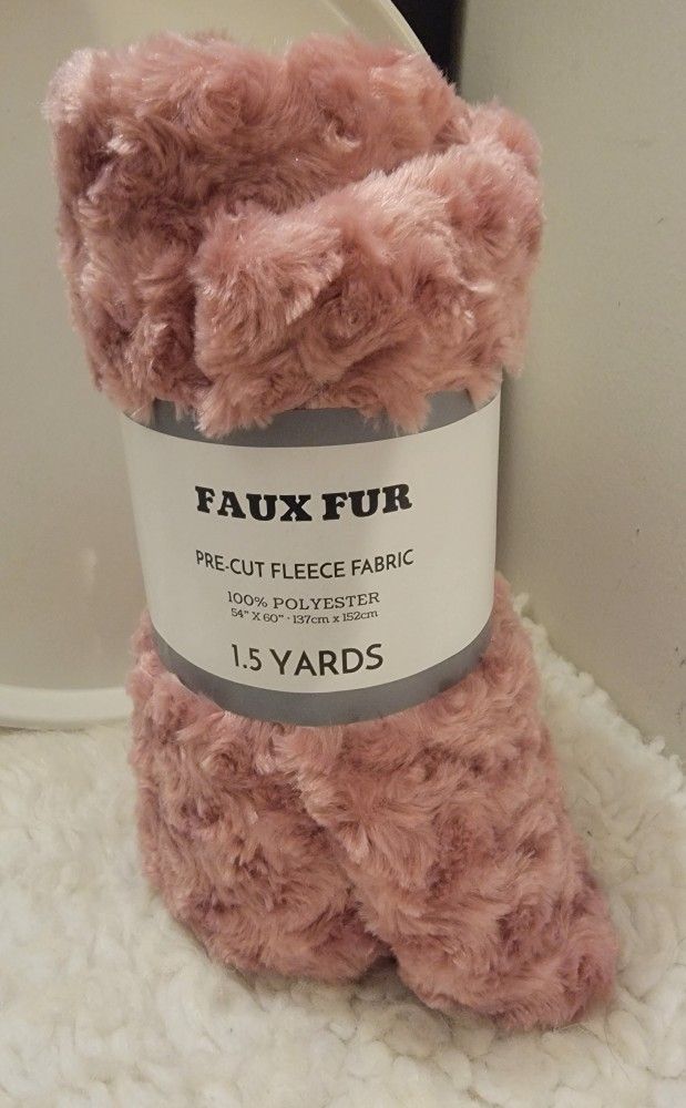 Brand New Pre-cut 1.5 yards of faux fur fleece fabric