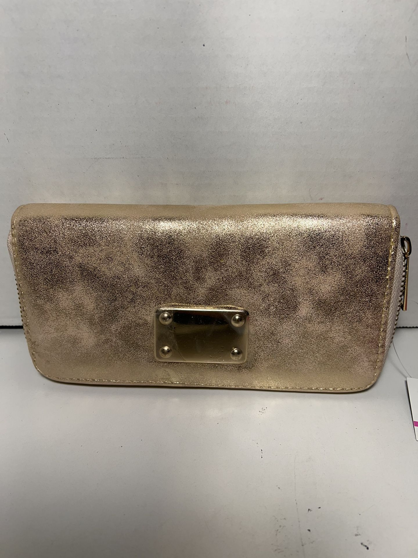 NWT Gold Metallic wallet by Bijoux Terner