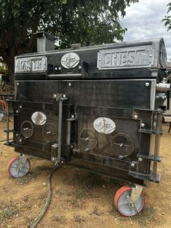 2 BBQS In 1 ( Santa Maria/ Smoker Hybrid ) - Grill - Smoker - Barbecue - BBQ - Live Fire