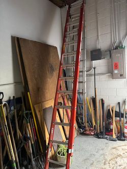 Werner Fiberglass Extension Ladder