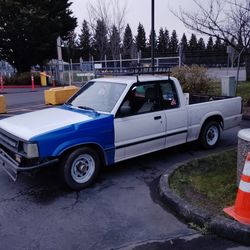 Mazda B2000