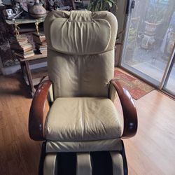 Massage Chair, Works Well. Can Deliver