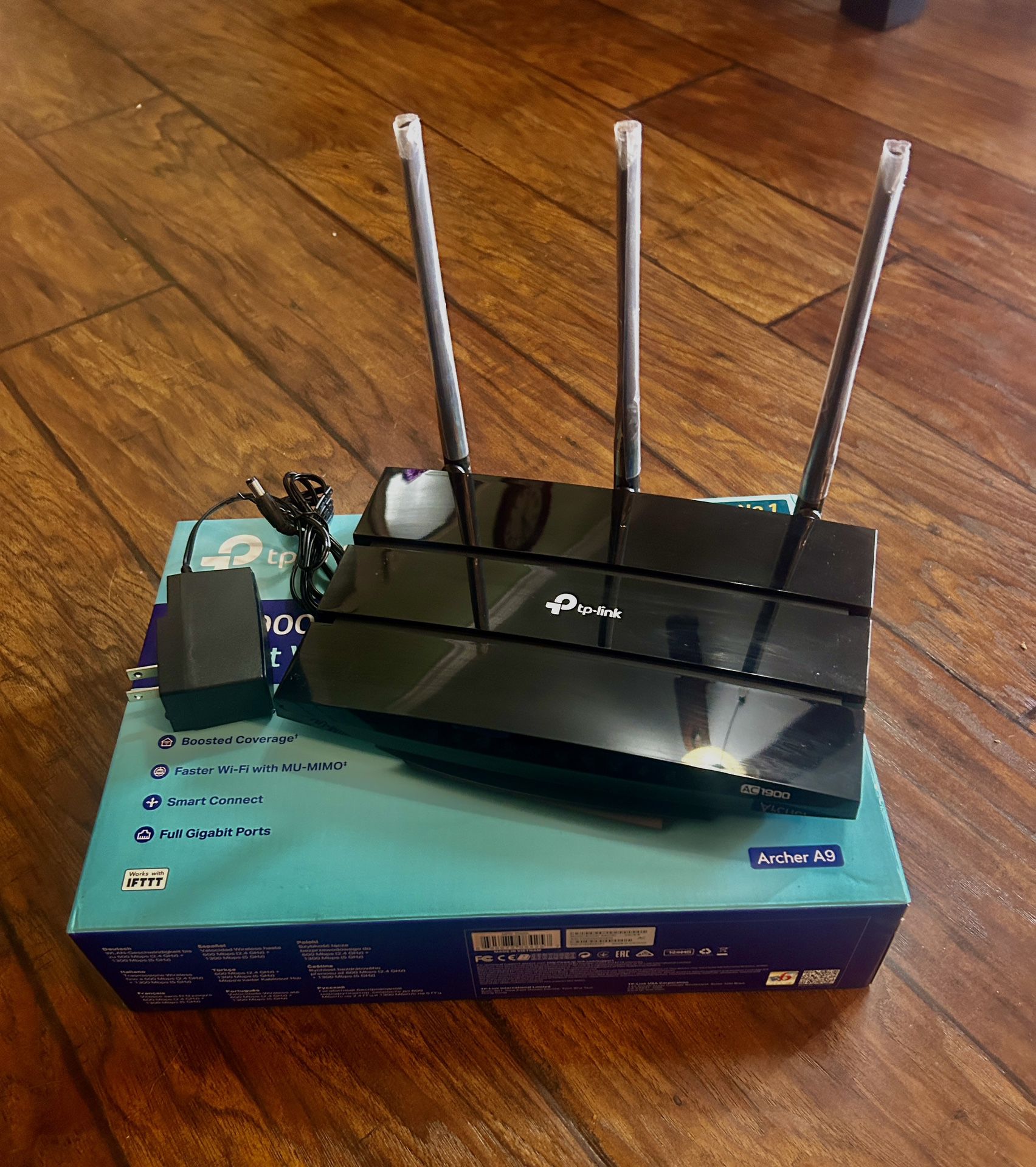 TP-Link Smart Wi-Fi Router 