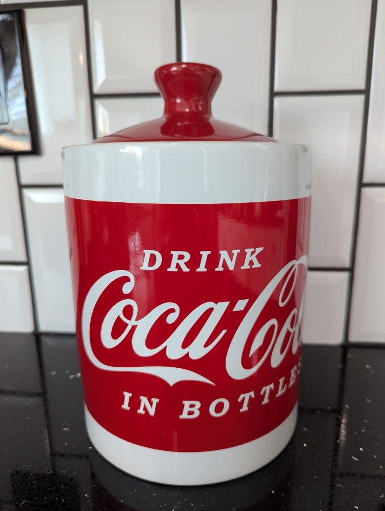 コカコーラ　クッキージャー 楽天市場】コカ・コーラ ポーラベア クッキージャー セラミック製