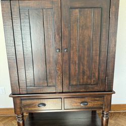 Mason 2024 media armoire
