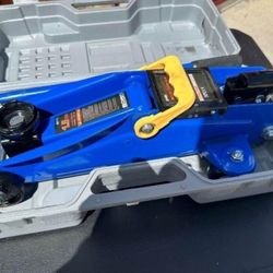 1.5 Ton Floor Jack/Gato