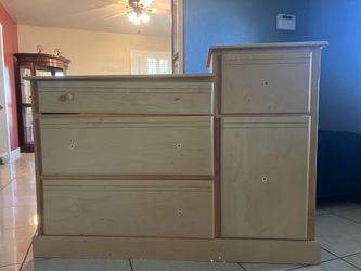 Light Maple color Baby Dresser with changing station