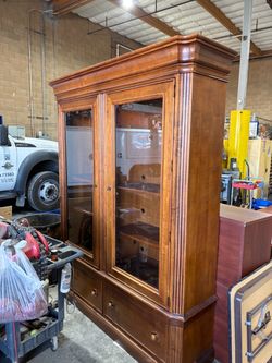 Display cabinet