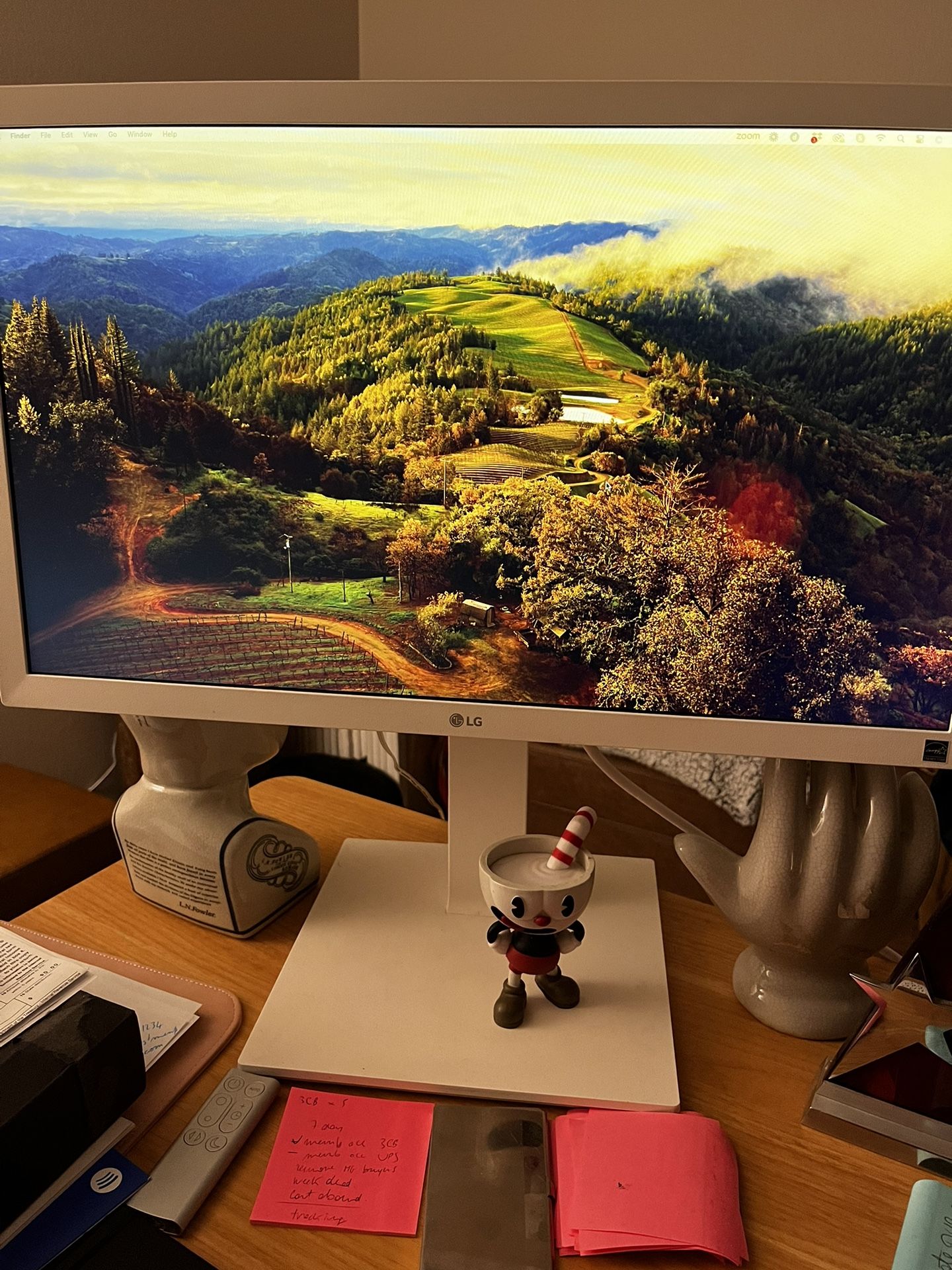 LG Monitor 22” With Cable