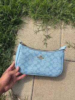 Coach Blue Shoulder bag/Handbags Brand New
