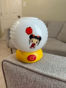 Ni Hao Kai-Lan multi color night light lantern 2009 nickelodeon