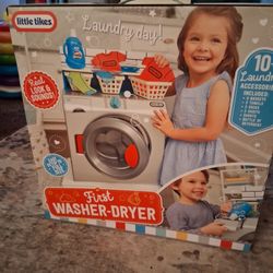 Play washer and dryer