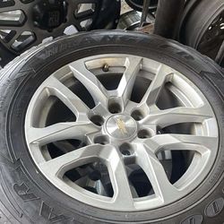chevy 18” 265/65/18 michelin