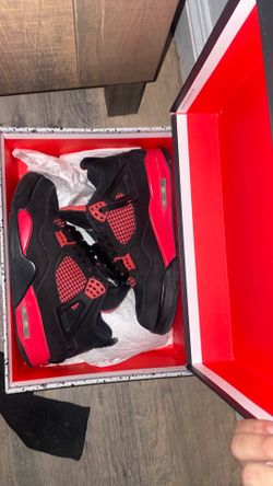 Red thunder Jordan 4s