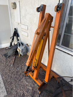 Engine hoist