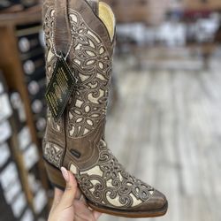 womens western boots