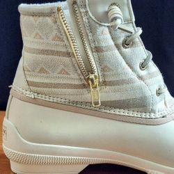 Sperry Women’s Saltwater Duck Boots Sz 9 | Waterproof, Gently Used | White With Powder Pink