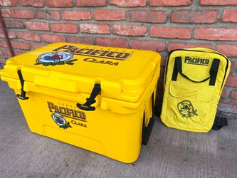 Cerveza Pacifico Clara Branded Cooler and Backpack Set