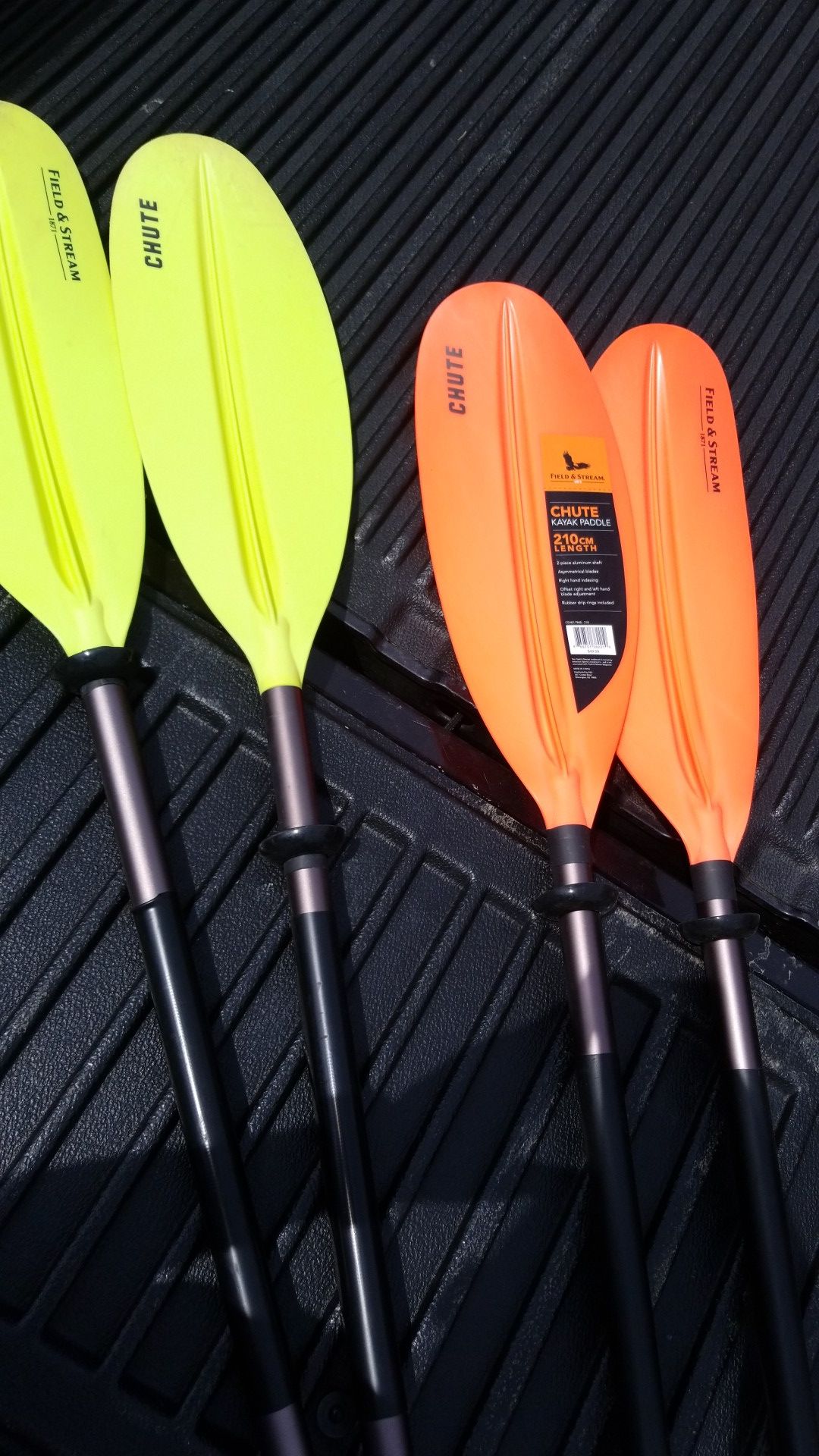 Chute kayak paddle