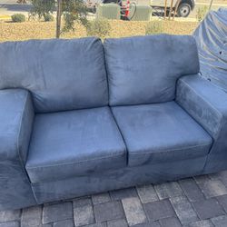 Love Seat Couch 
