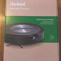 iRobot Roomba Combo j5 Vacuum & Mop