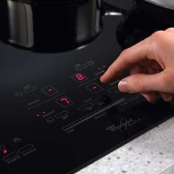 Whirlpool cooktop electric