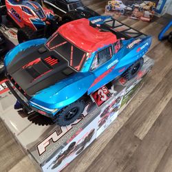 Brushless electric Short course Truck 3s  ARRMA fury