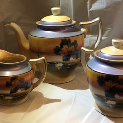 Vintage Japan Hand Painted Lustreware Tea Set 