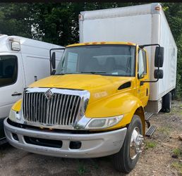 2004 International 4300