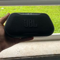 JBL TOYOTA SPEAKER
