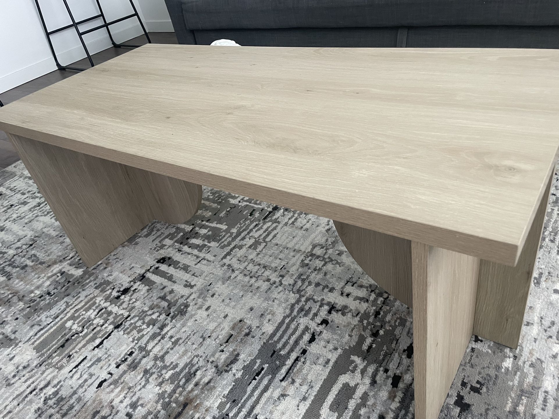BEAUTIFUL COFFE TABLE