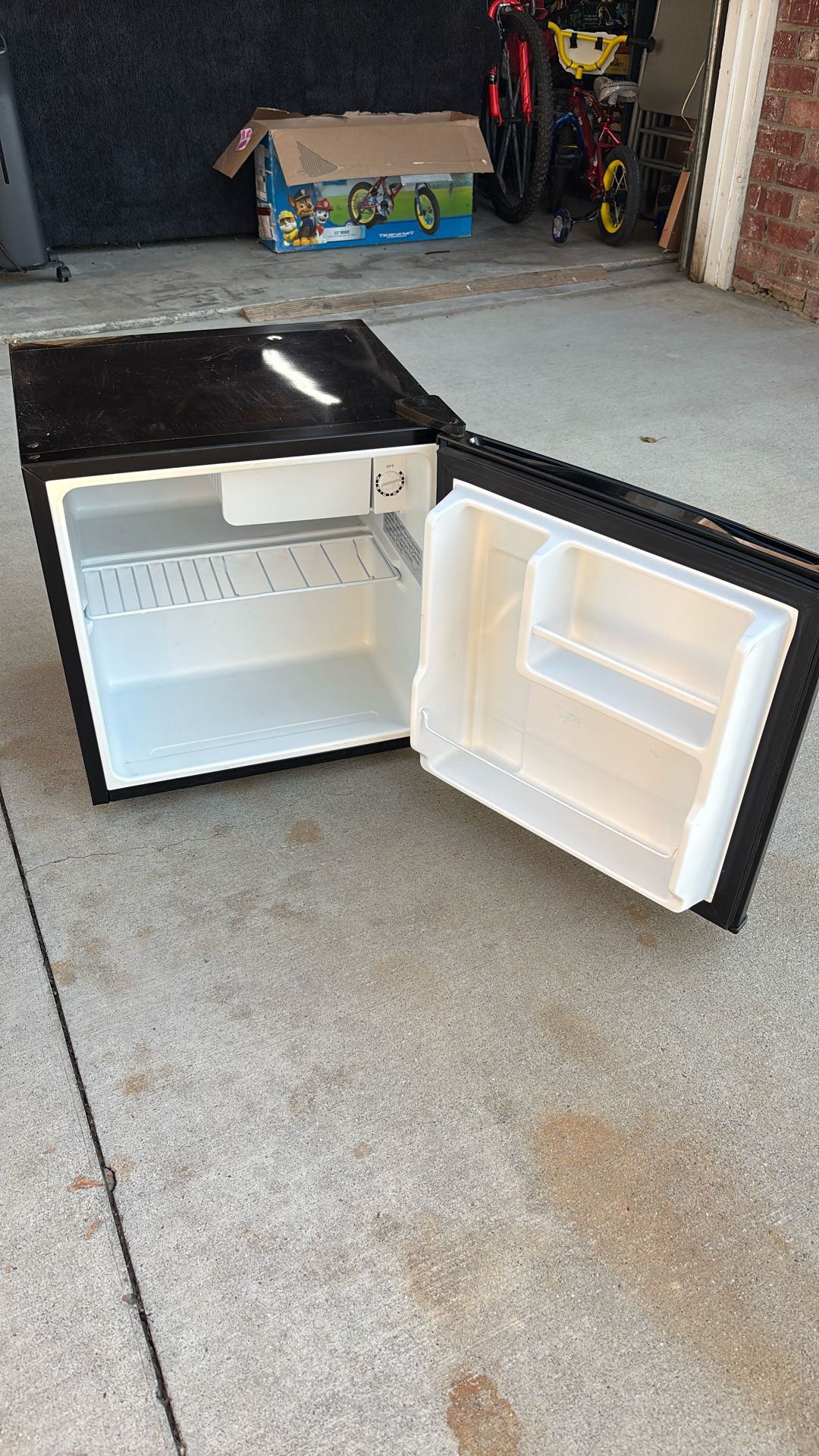 Mini Fridge