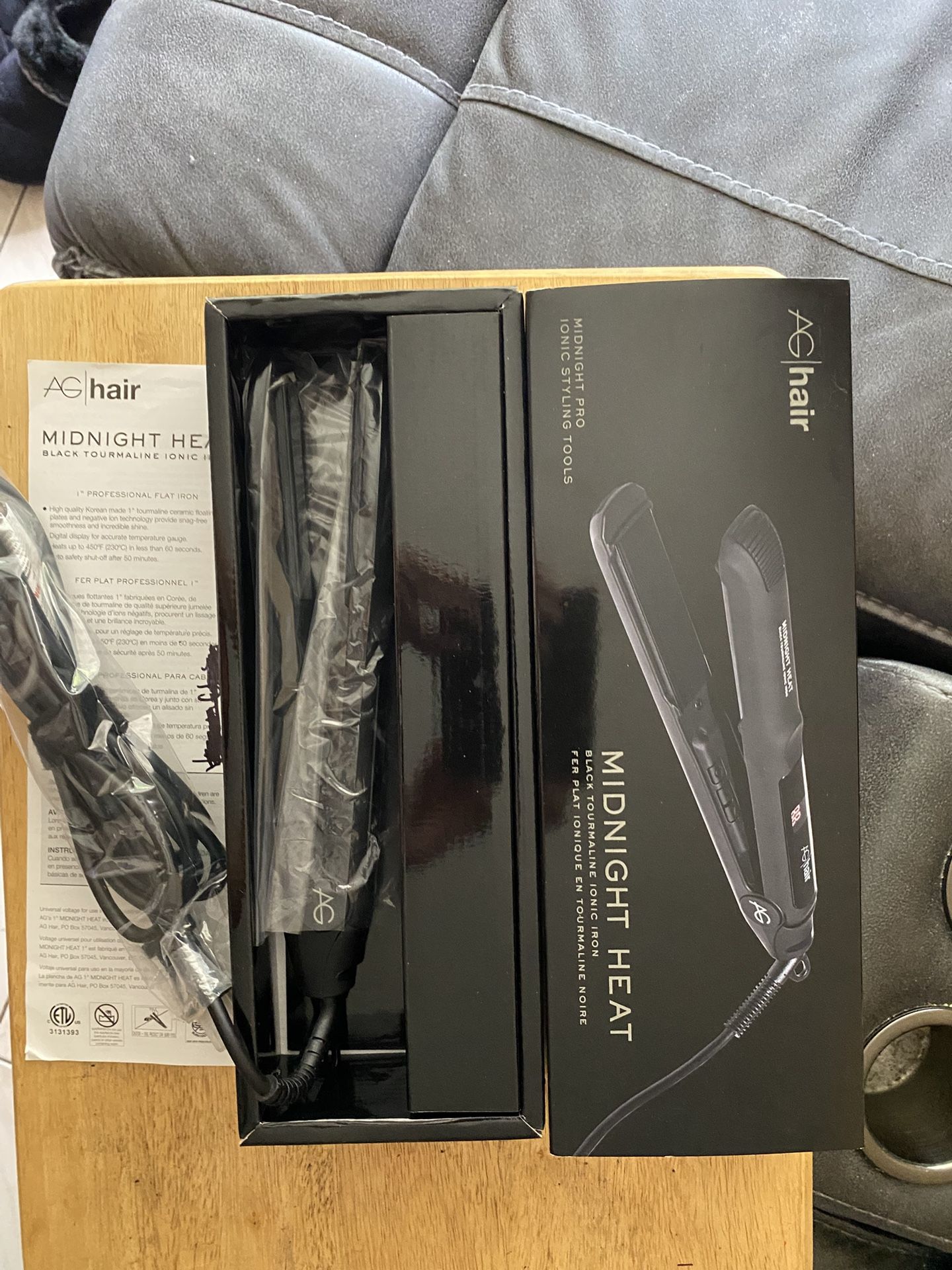 NEW - MIDNIGHT HEAT TOURMALINE IONIC MIDNIGHT PROFESSIONAL FLAT IRON - FOR $60 - Firm Price