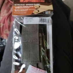 BLACKHAWK STRIKE  Mag Pouch Holds 1 with Speed Clips 38cl06au