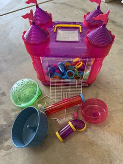 A Lot Of Adapter And Extras Tiny Tales™ Castle Connectable Hamster Home Cage