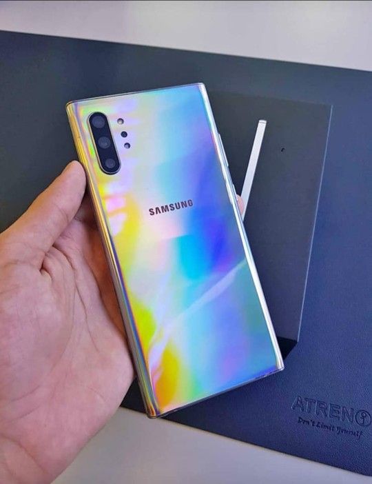 Samsung Galaxy Note 10 Plus, 256GB. Factory Unlocked, Excellent Condition. Like New