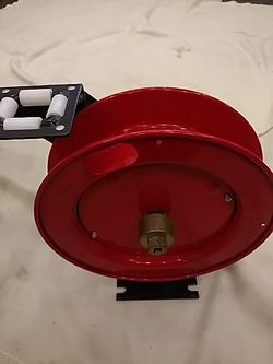 Retractable extension cord or Airline roller